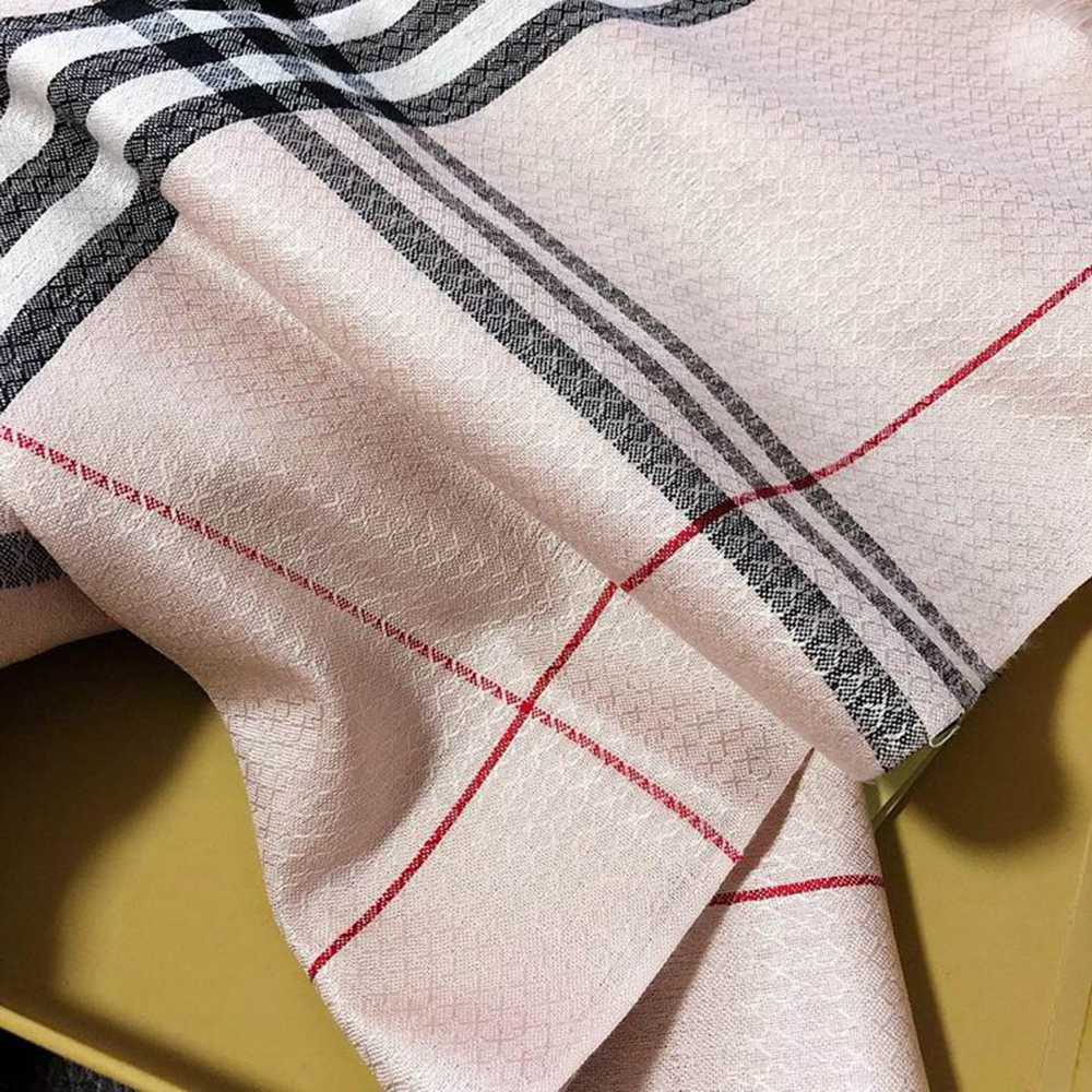 B**rry scarf